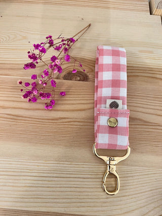 Llavero vichy rosa grande