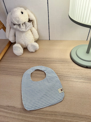 Babero Velcro Vichy azul